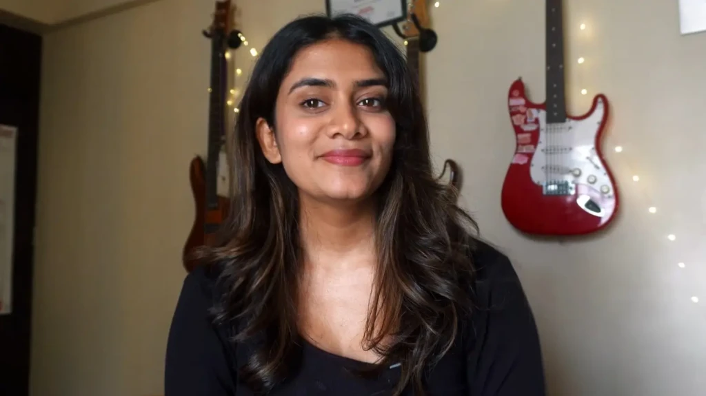 Mihika-Sansare-Online-Guitar-Course